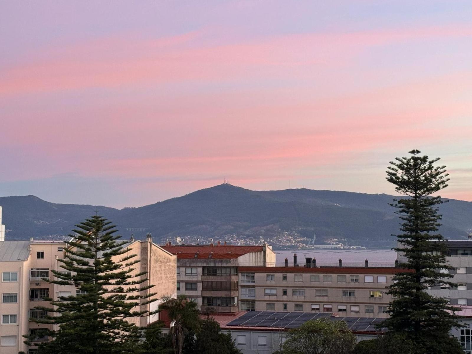 Moderno Apartamento Con Vistas A La Ria De Vigo Extérieur photo